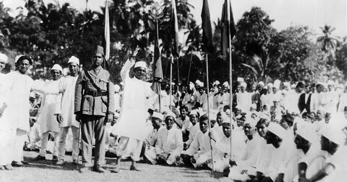 A demonstration against British rule in India, c. 1930s. Wikimedia Commons, public domain.